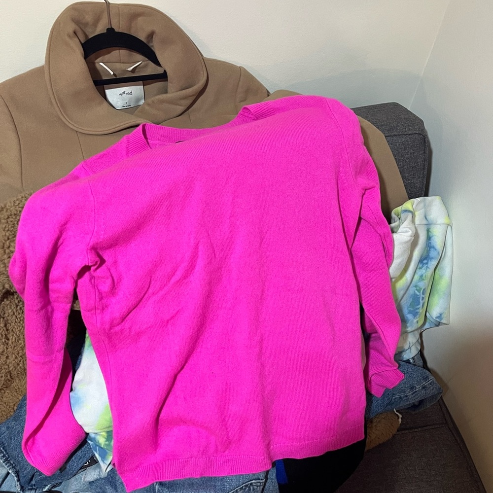 Lightly worn bright pink j crew cashmere sweater!